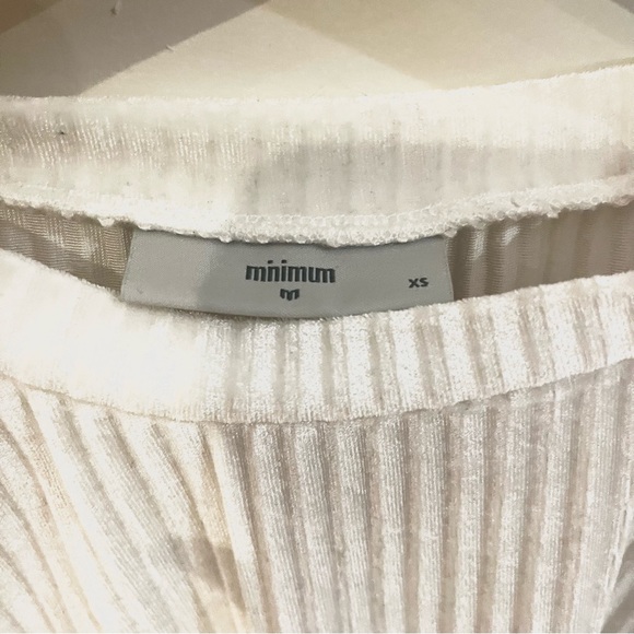 minimal short sleeve sweater with corduroy fabric in white color - Picture 2 of 5